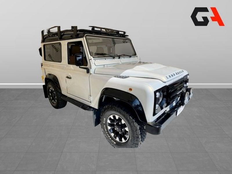 Land Rover Defender 90 2.0