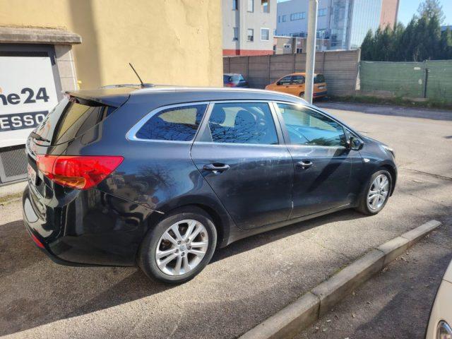 KIA cee'd 1.6 CRDi 128 CV SW Stop&Go high tech FINANZIABILE