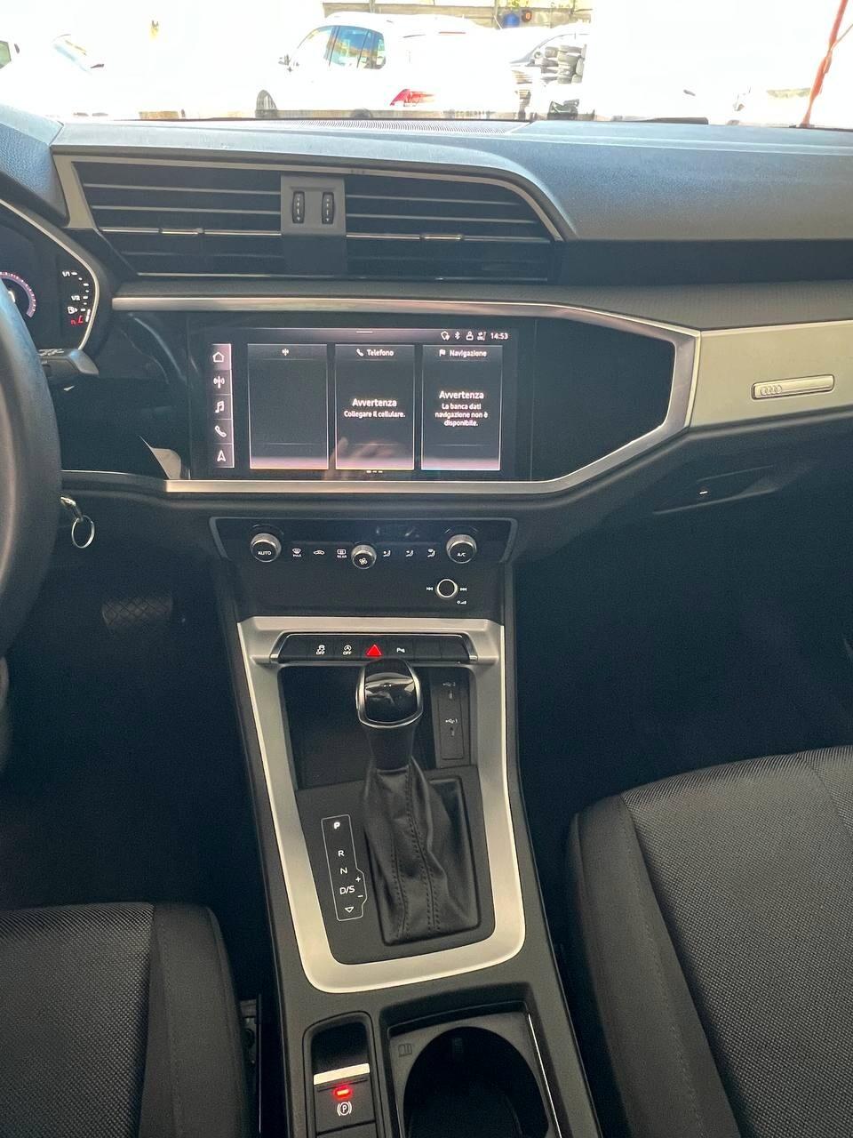 Audi Q3 35 TDI S tronic Business Advanced