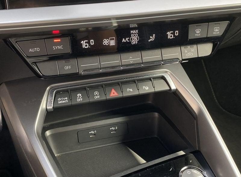 Audi A3 SPB S Line interno 2.0 TDI 150CV S-Tronic 35