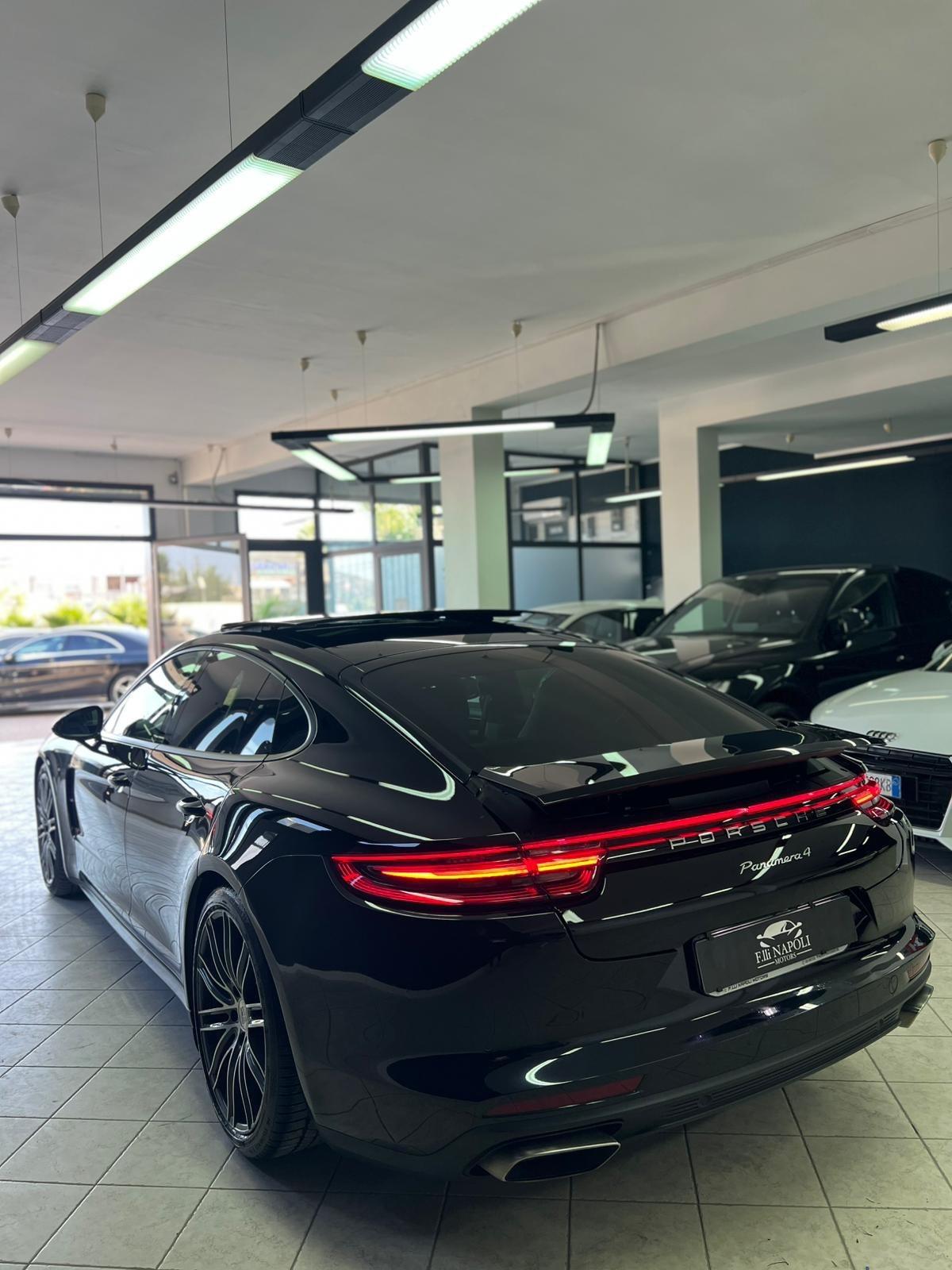 Porsche Panamera 3.0 4