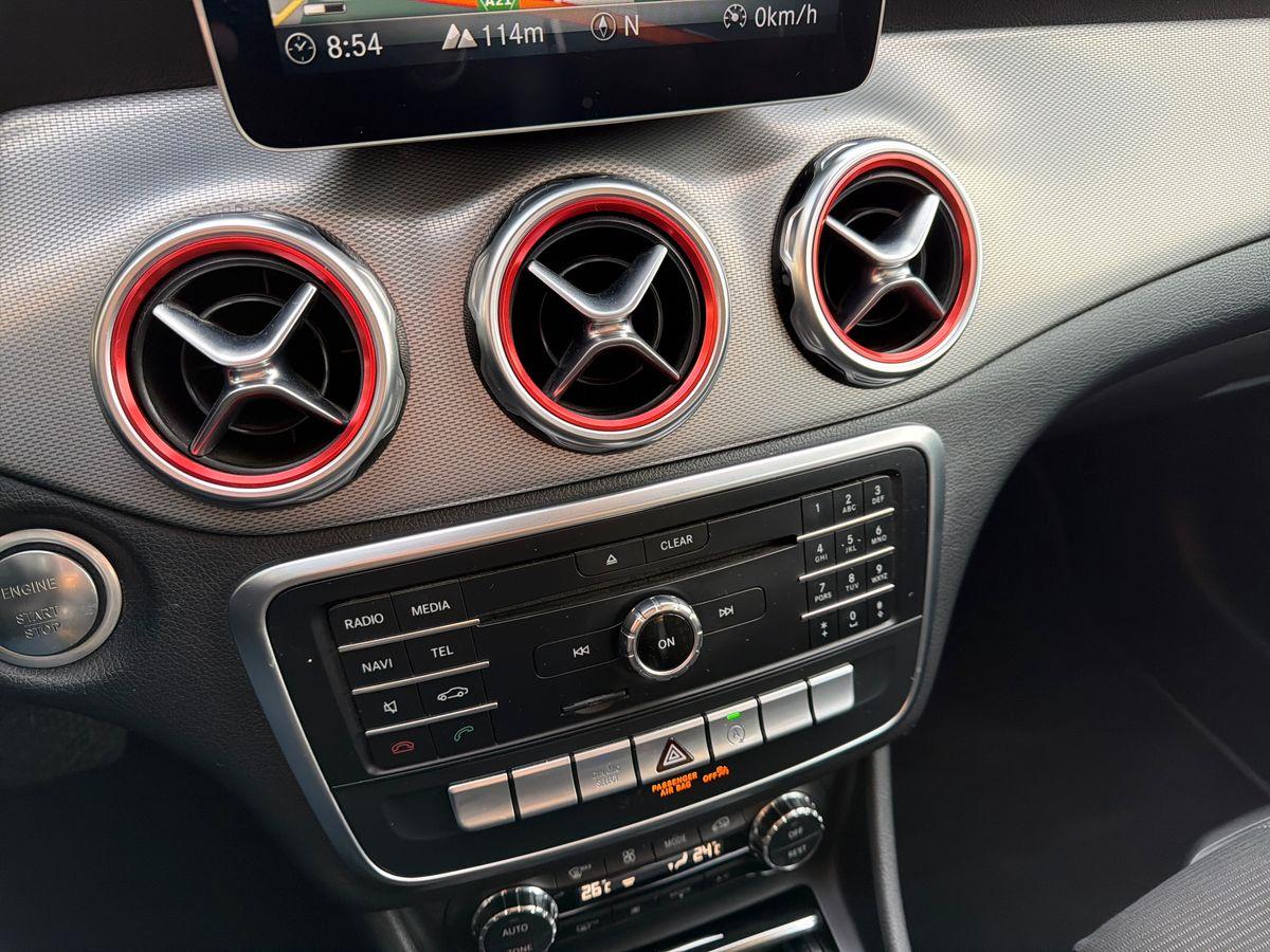 Mercedes-Benz GLA 180 Sport auto