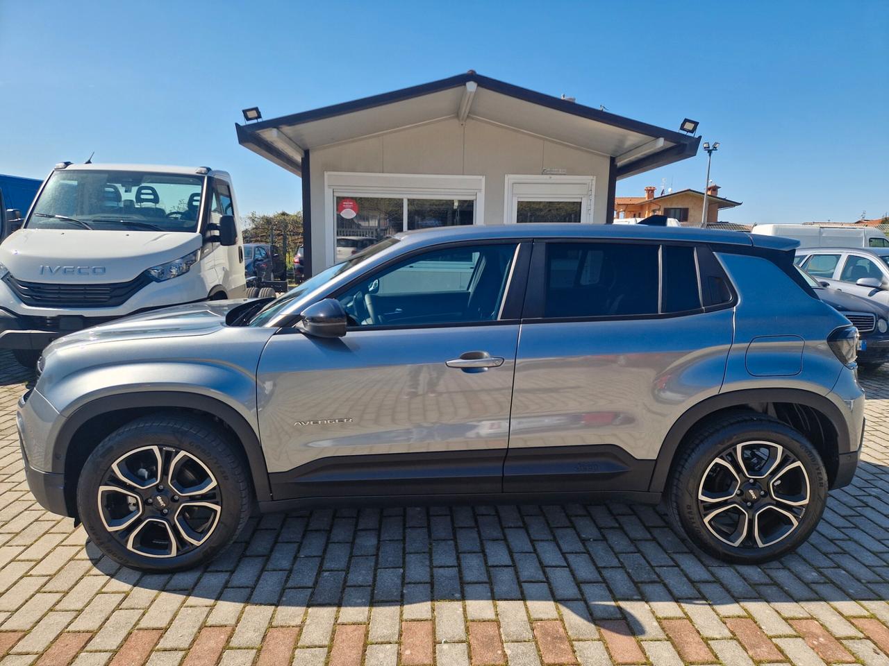 Jeep Avenger 1.2 Turbo 100 CV Summit