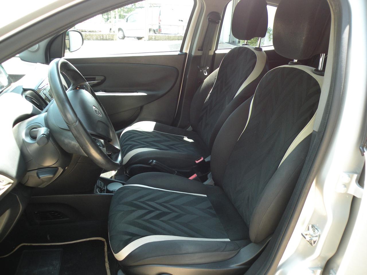 LANCIA YPSILON 1.2 69CV 2016