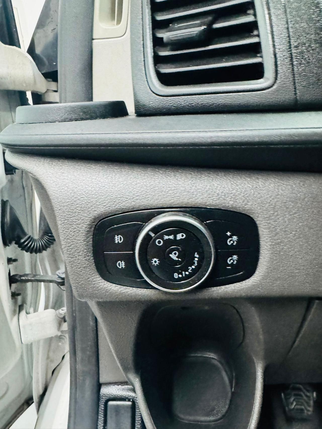 Ford transit custom 2.0 TDCI anno 2019