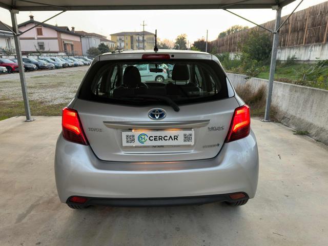 TOYOTA Yaris 1.5 Hybrid 5 porte Active AUTOMATICA PER NEOPATENT