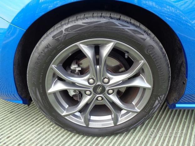 Ford Focus 1.5 EcoBlue 120 CV 5p. ST Line