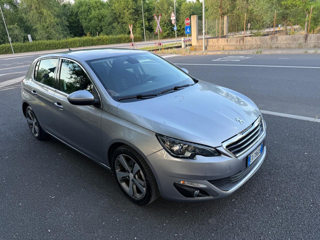 Peugeot 308 PureTech Turbo 130 S&S Allure