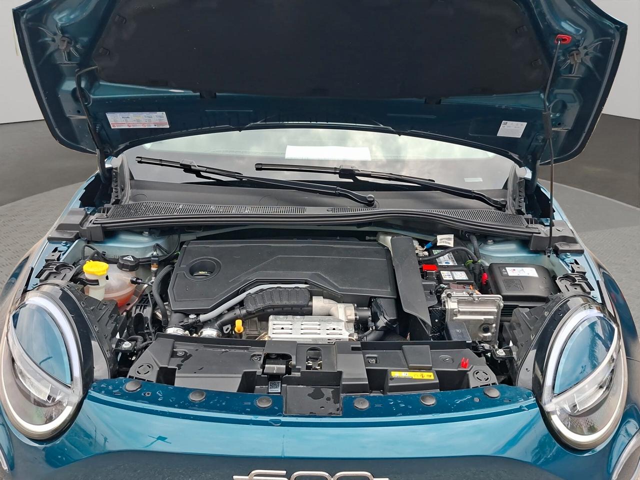 Fiat 600 Hybrid 145 CV DCT MHEV La Prima