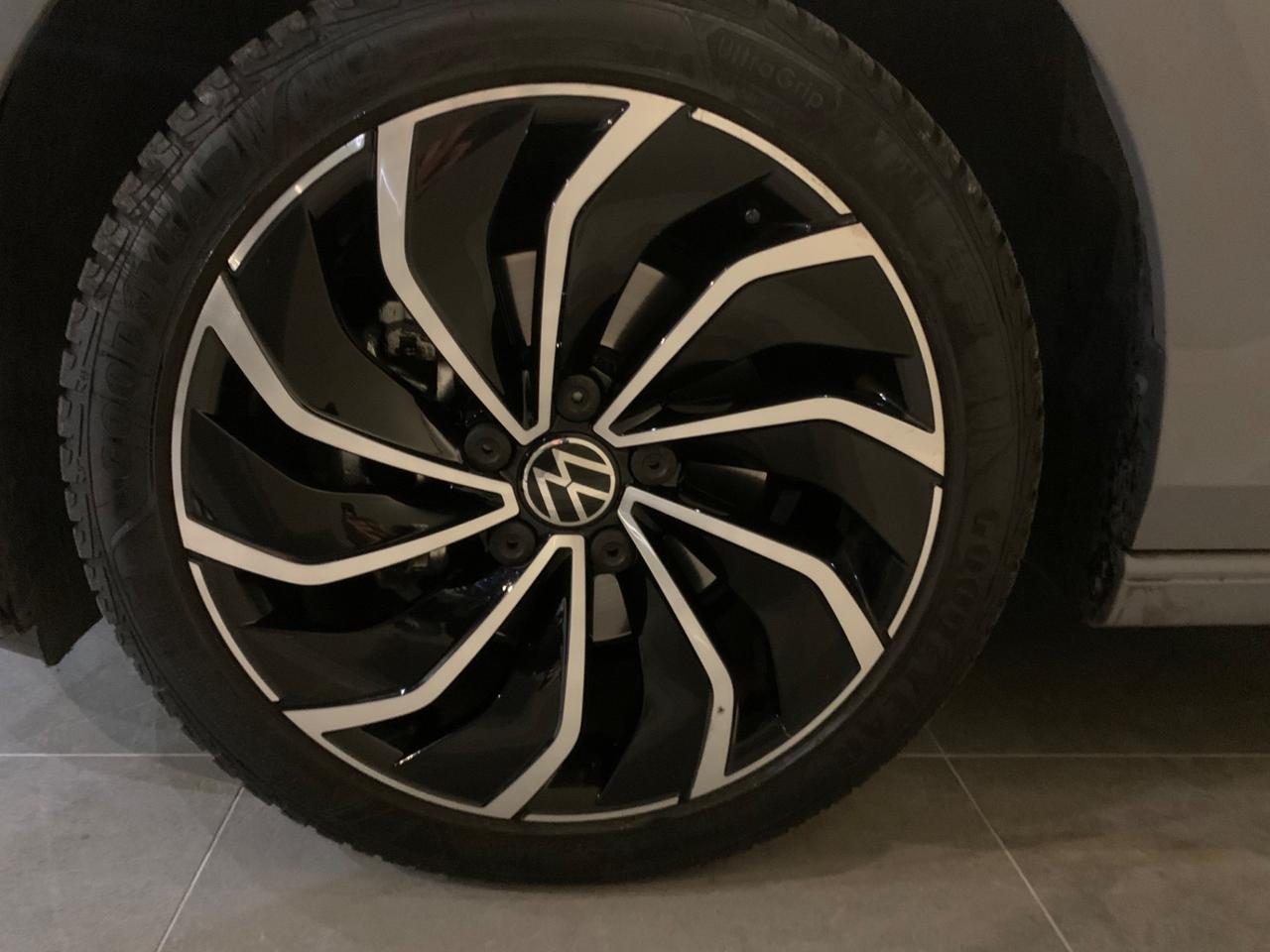 Volkswagen Golf 1.5 eTSI 150 CV EVO ACT DSG Life