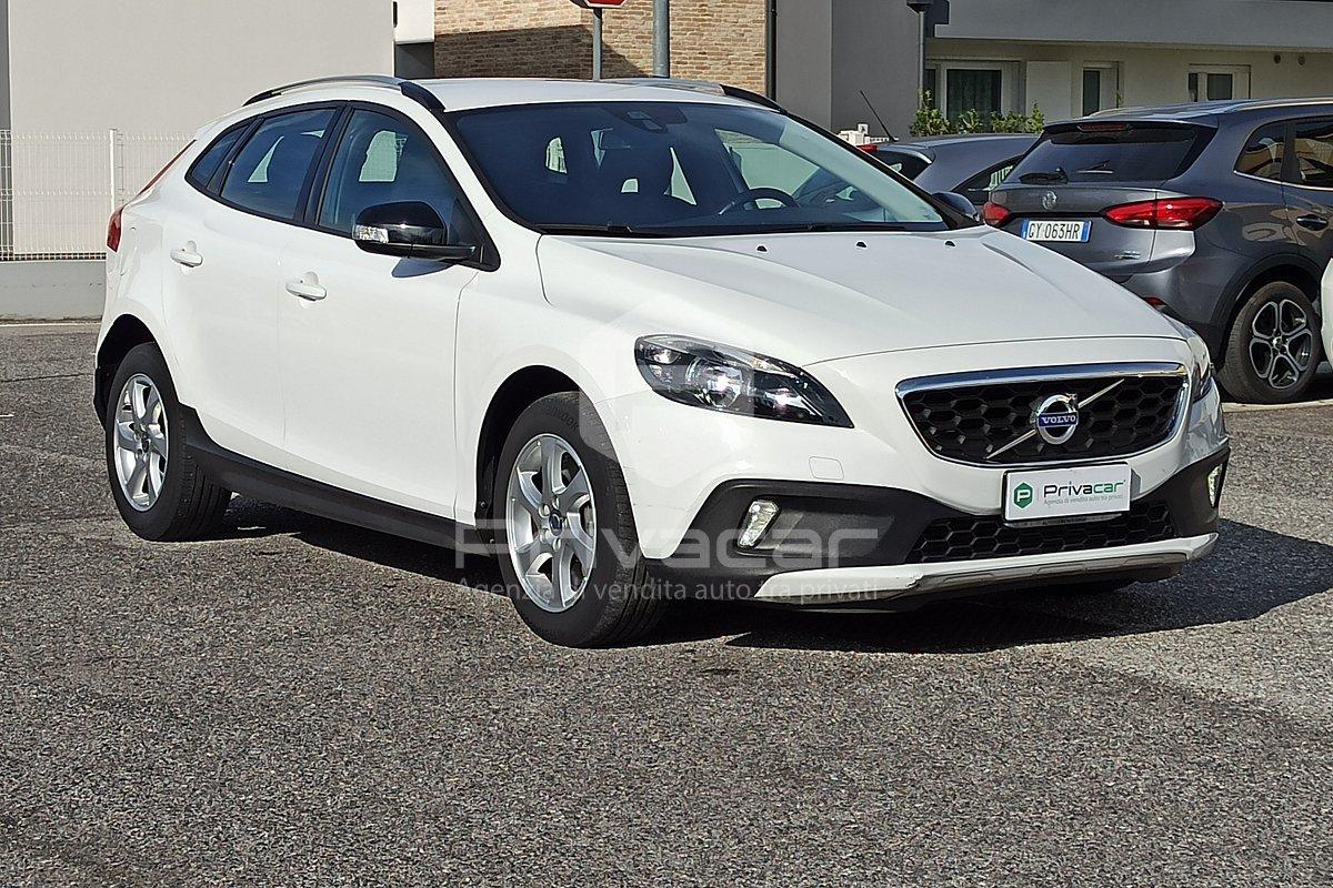 VOLVO V40 Cross Country D2 Kinetic