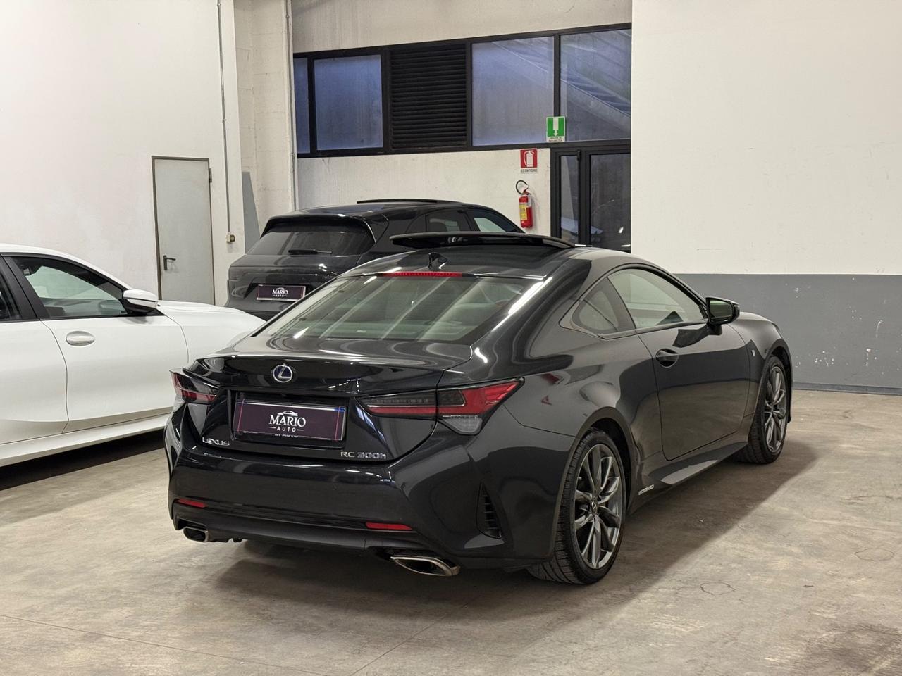 Lexus RC 300h Hybrid F Sport