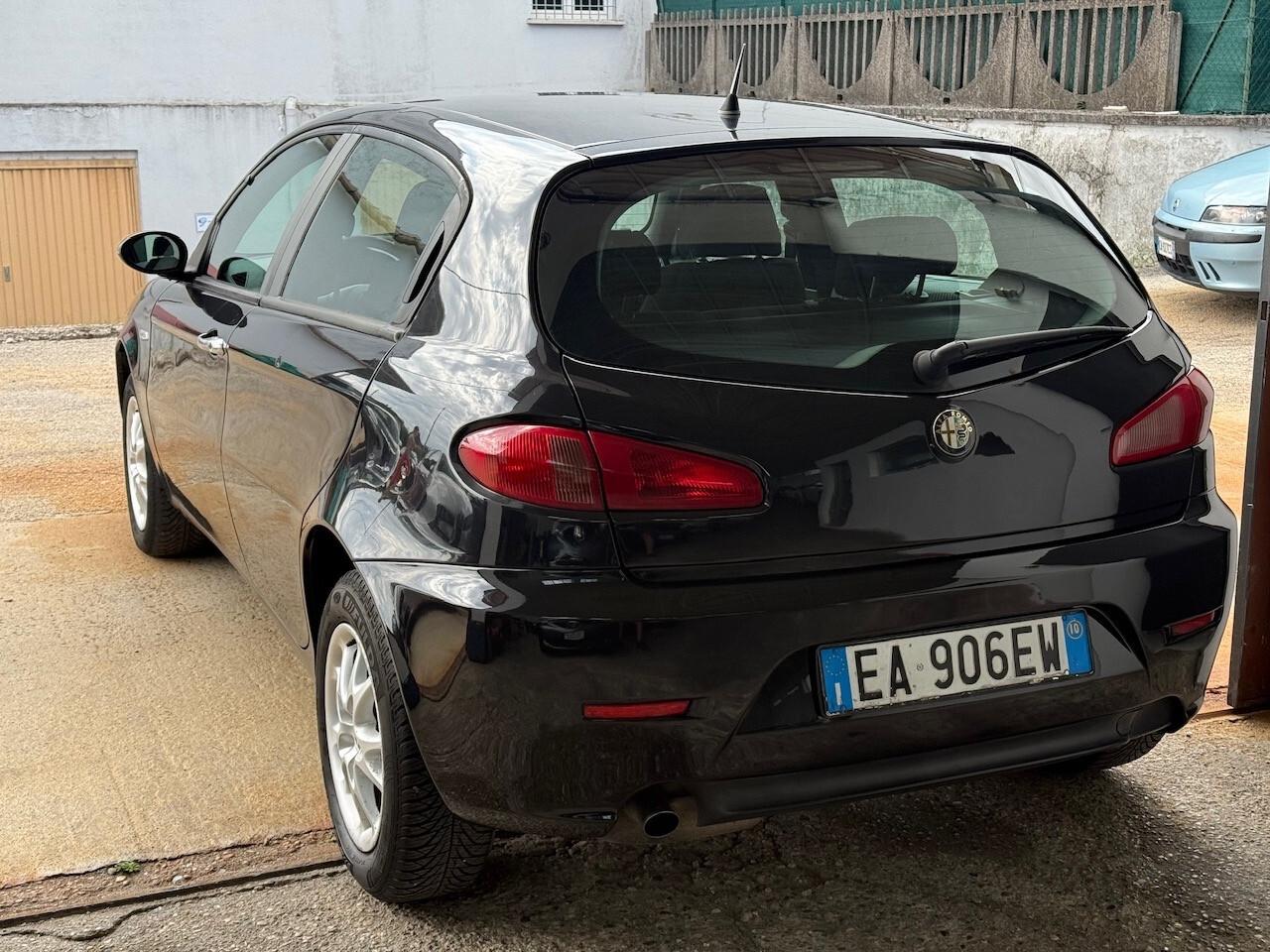 Alfa Romeo 147 1.9 JTD (120) 5 porte Progression