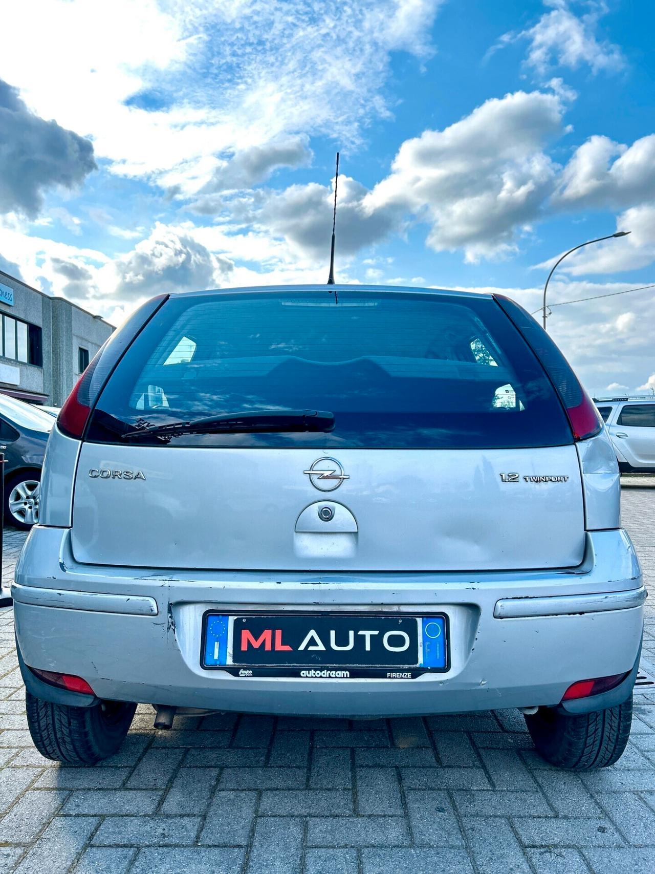 Opel Corsa 1.2 5 porte Cosmo - OK NEOPATENTATO