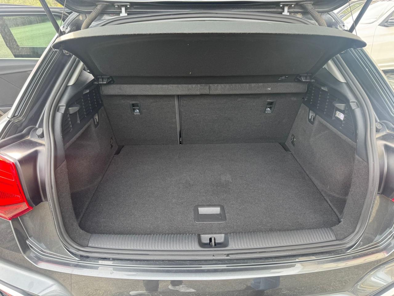 Audi Q2 30 TDI S tronic line Edition