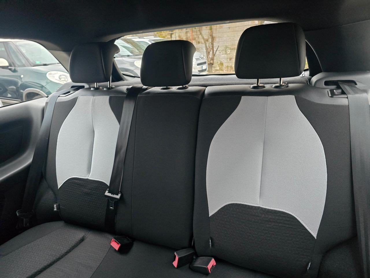 Ds DS3 3 1.4 HDi 70 Just Black