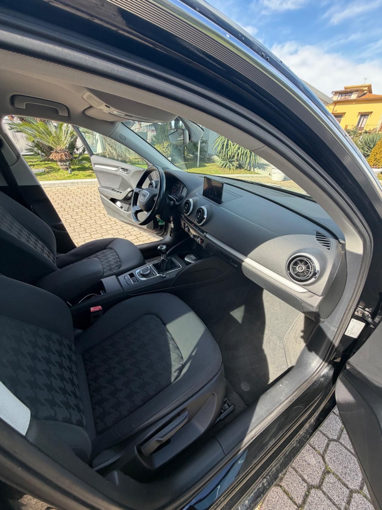 Audi A3 1.6 TDI clean diesel Ambition