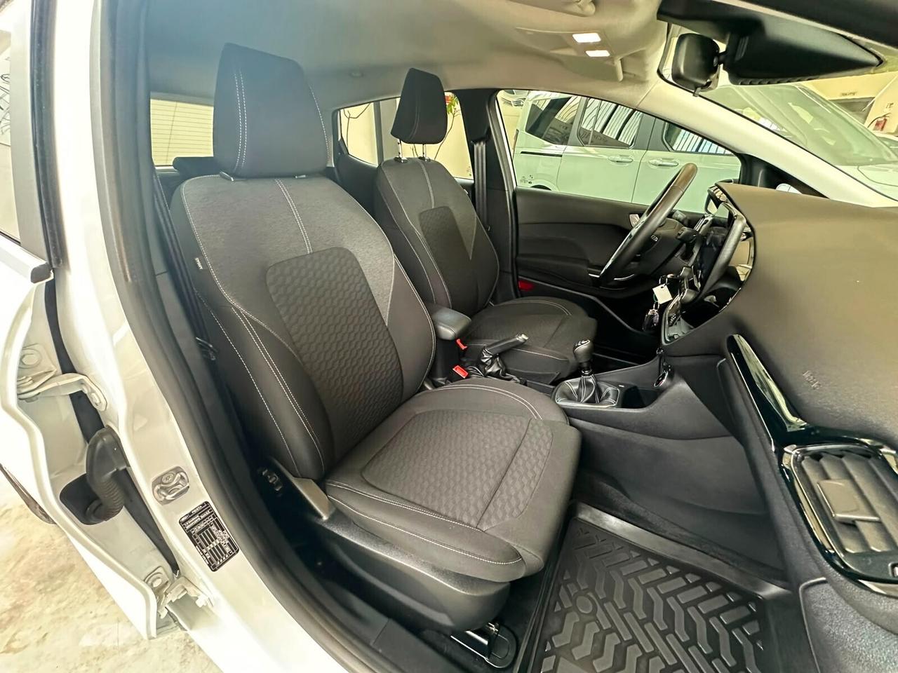 Ford Fiesta 1.0 Ecoboost Hybrid 125 CV Titanium
