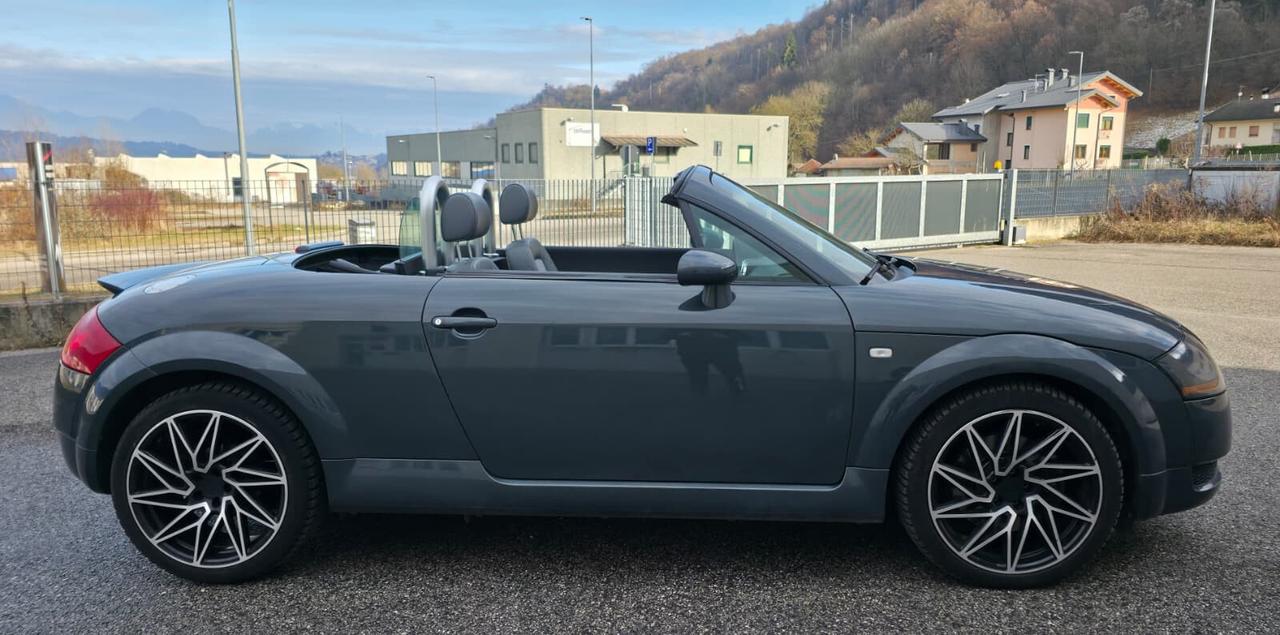 Audi TT Roadster 1.8 T 20V 150 CV cat