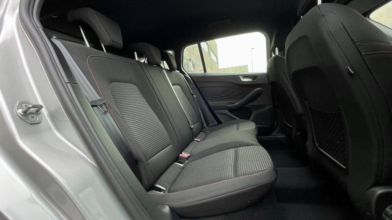 FORD FOCUS SW 1.5 ST-LINE 115CV - FULL LED, CAR PLAY, NEOPATENTATI