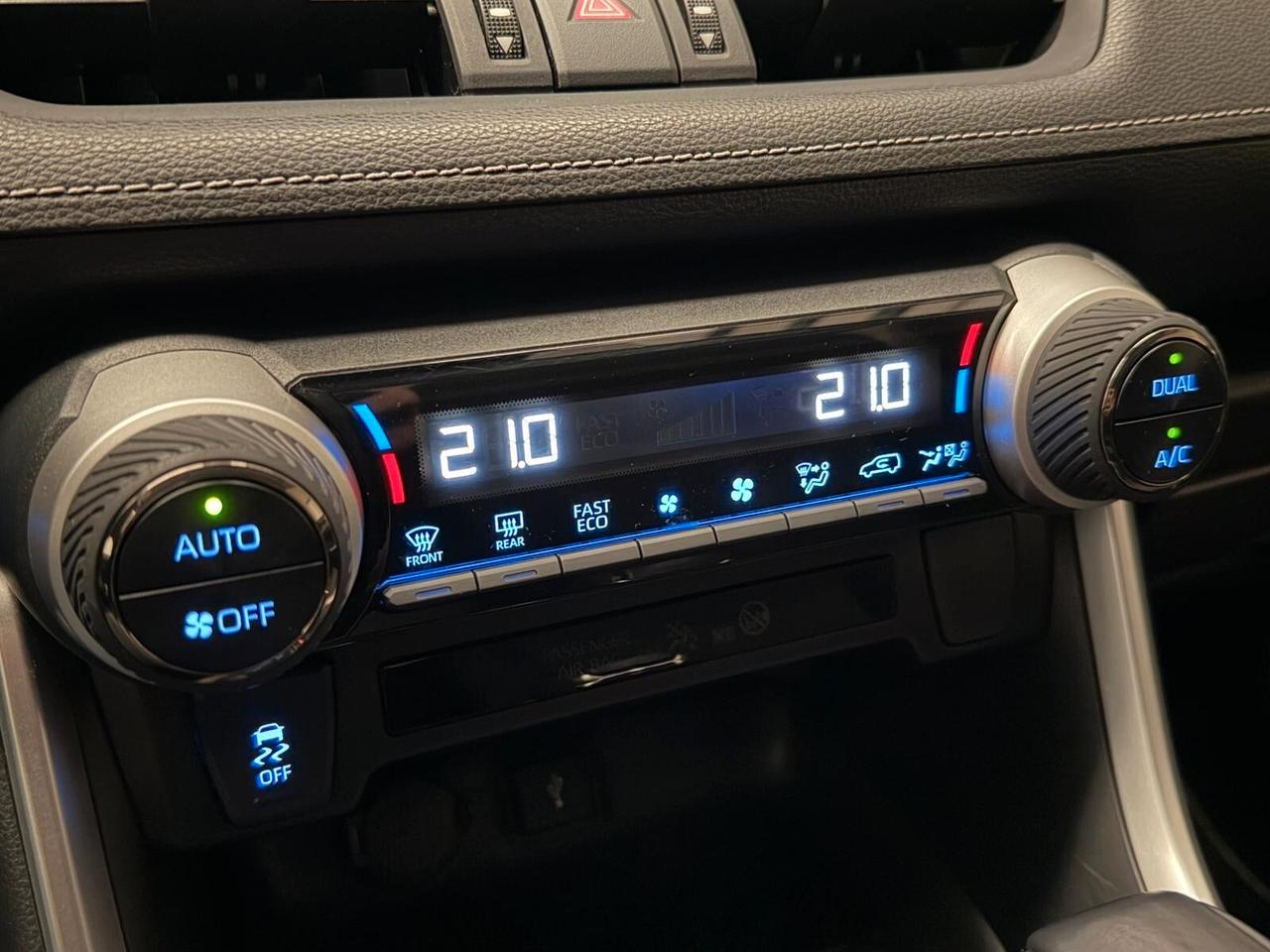 Toyota RAV 4 RAV4 2.5 HV (218CV) E-CVT 2WD Dynamic