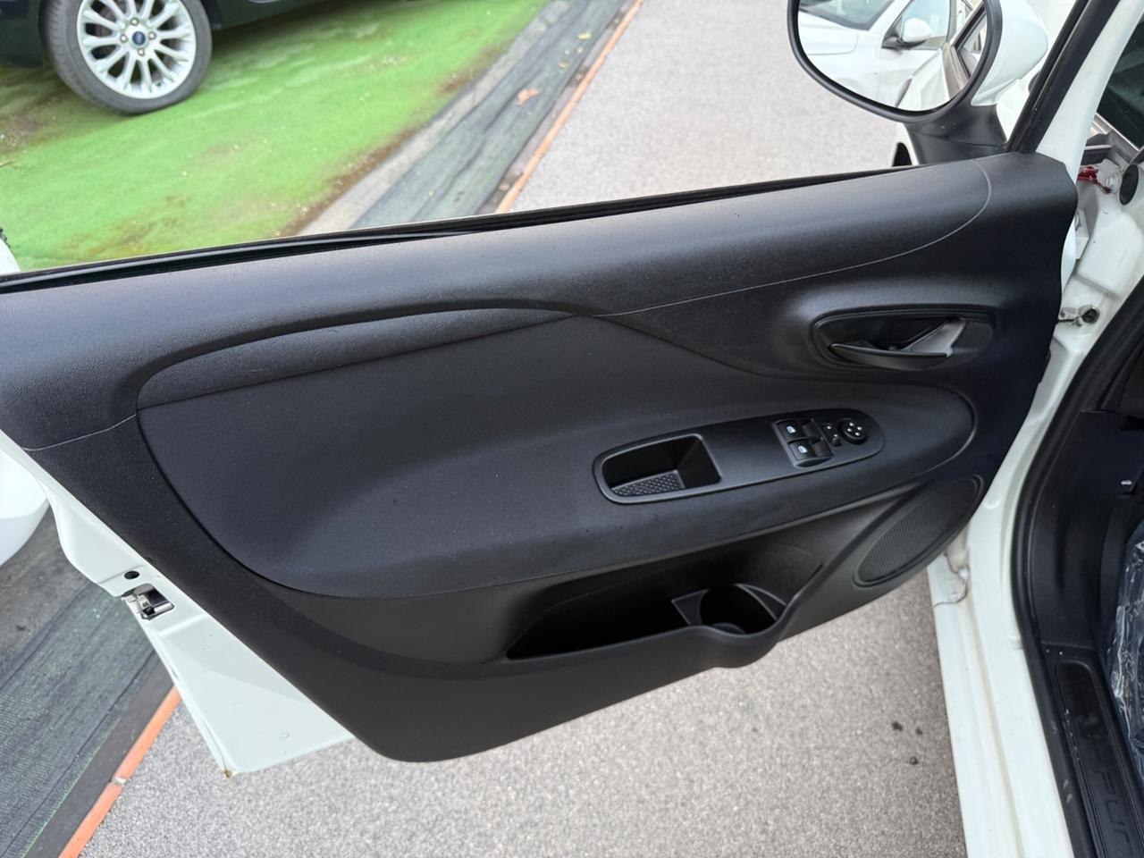 Fiat Punto 1.2benzina 8V 5 porte - 2016