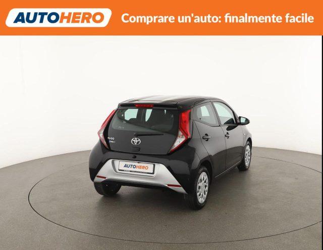 TOYOTA Aygo Connect 1.0 VVT-i 72 CV 5 porte x-play