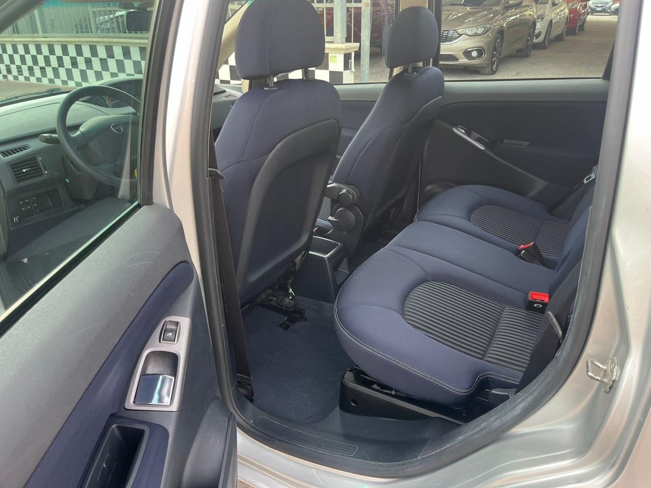 Lancia MUSA 1.4 Argento Ecochic GPL Unipro 2009