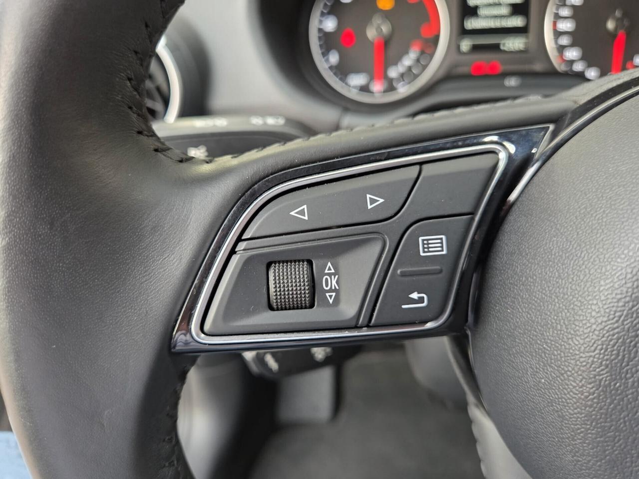 Audi Q2 30 TDI S tronic Admired TELECAMERA
