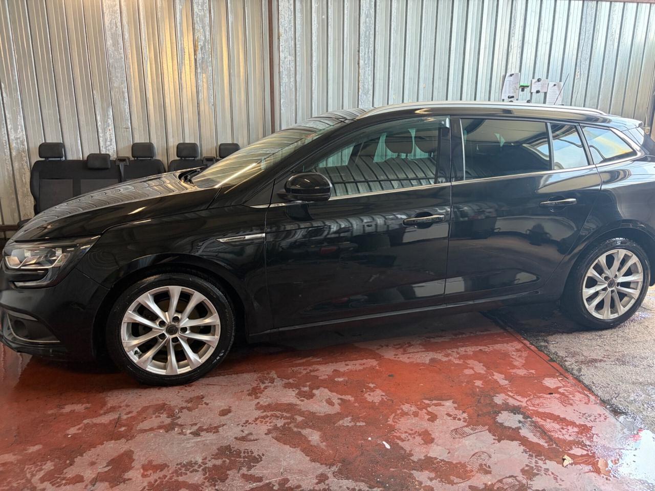 Renault Megane SPORT TOUR Energy KM VERI
