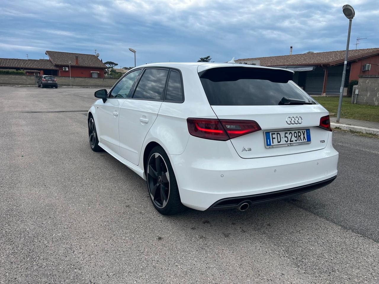 Audi A3 1.6 TDI 116cv S LINE/FULL LED/FULL OPTIONAL/UNICO PROPRIETARIO
