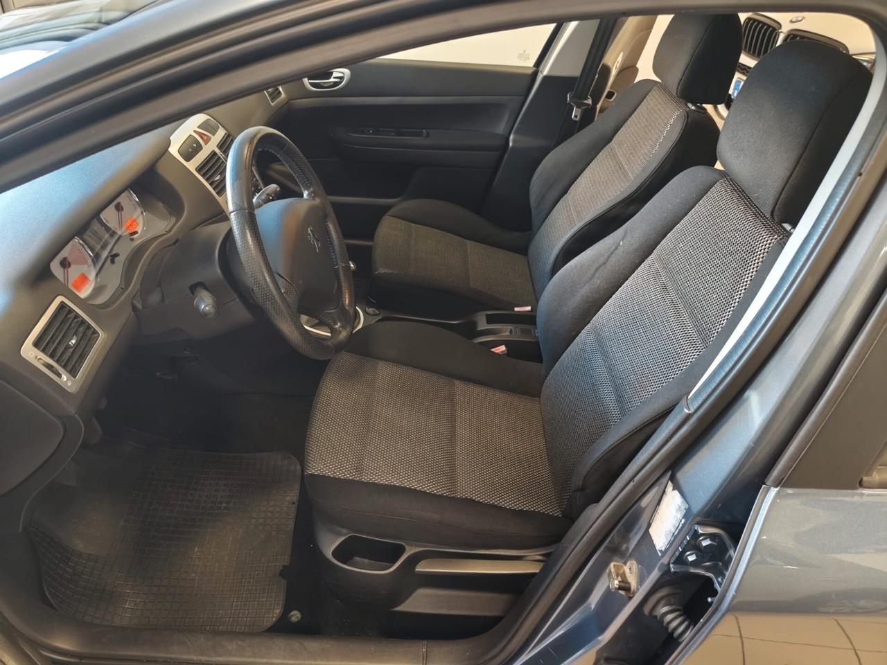 Peugeot 307 1.6 16V aut. SW Australian