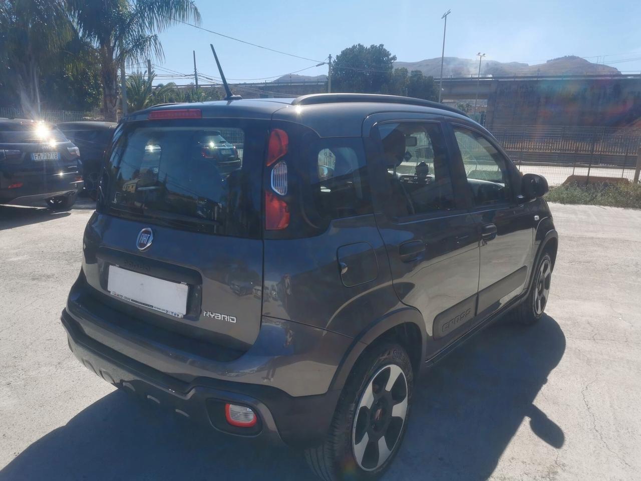 Fiat Panda 1.0 FireFly S&S Hybrid City Cross