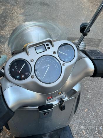 Aprilia scarabeo 200 solo 3.600 km tutto tagliand