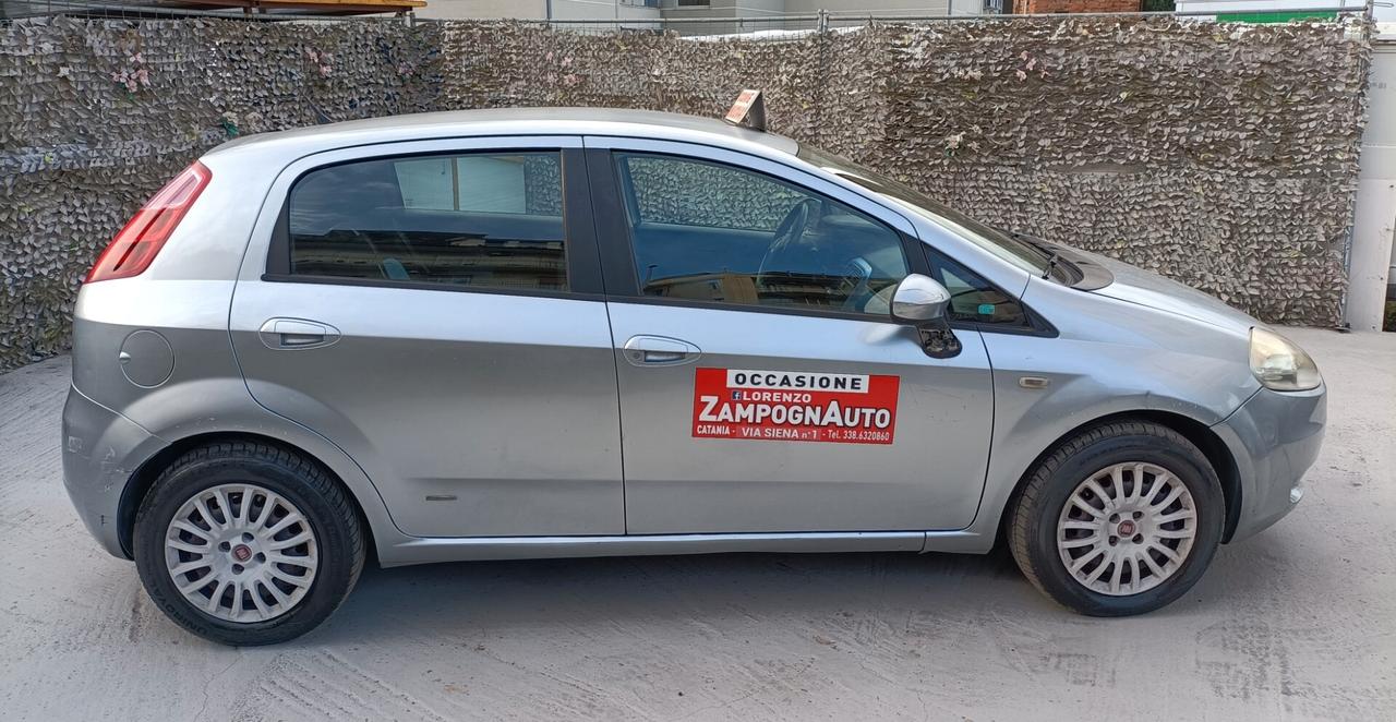 Fiat Grande Punto 1.3 MJT 75CV X NEOPATENTATO ZAMPOGNAUTO CT