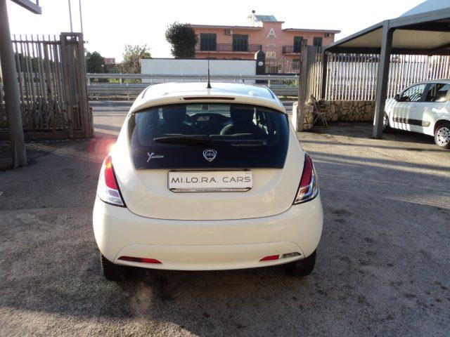 LANCIA Ypsilon 1.2 69 CV 5 porte Gold