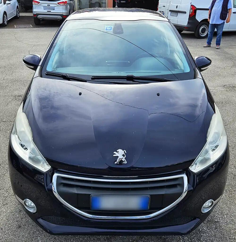 Peugeot 208 1.4 HDi