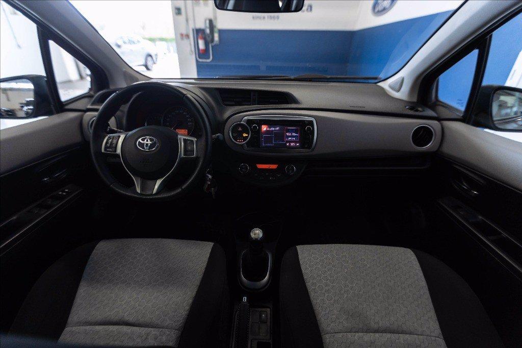 TOYOTA Yaris 5p 1.0 del 2012
