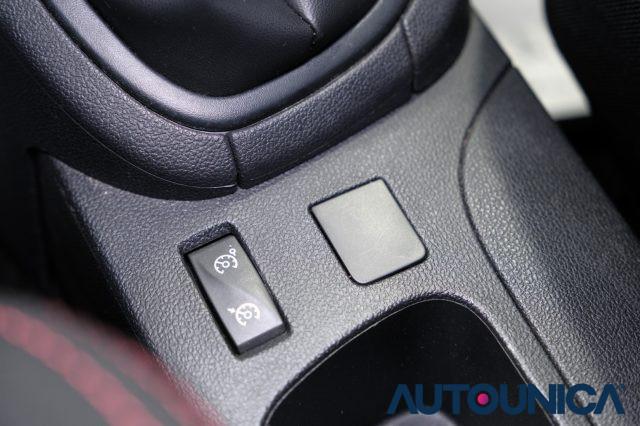 RENAULT Clio 1.2 75 CV 5 PORTE LIFE NEOPATENTATI