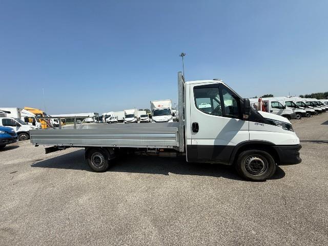 IVECO Daily 35S16H 3.0 3750 cassone