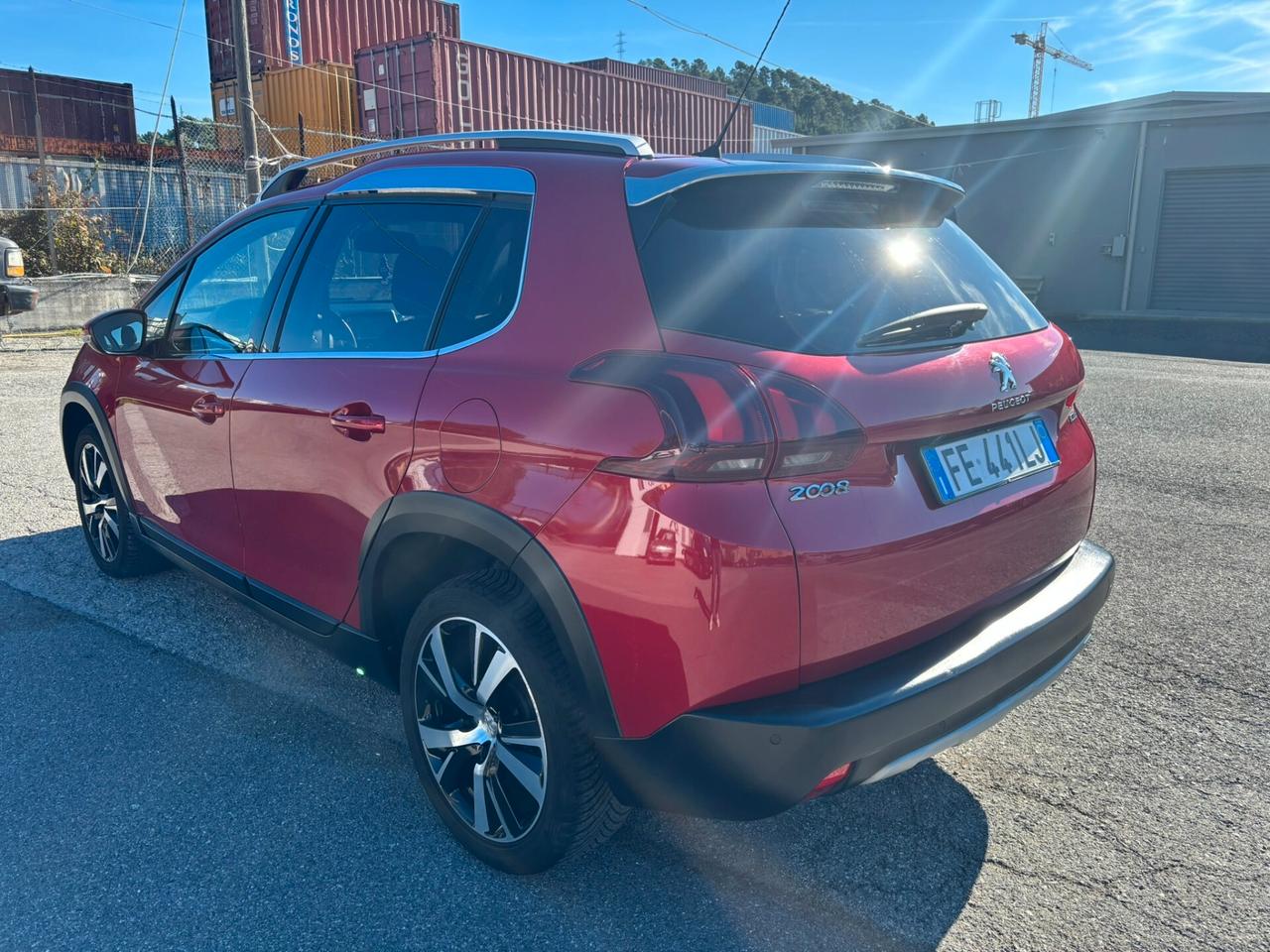 Peugeot 2008 BlueHDi 100 Allure