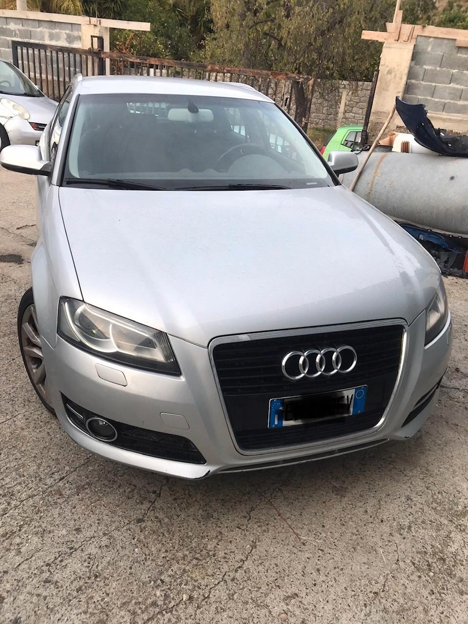 Audi A3 SPB 1.6 TDI 105 CV CR Ambition