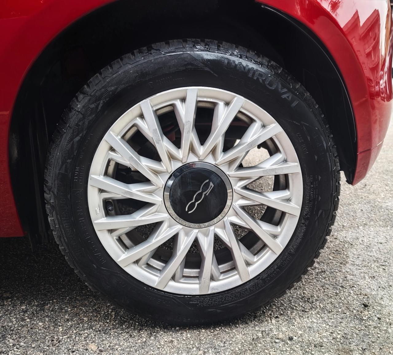 Fiat 500 1.0 Hybrid Star perfetta pari a nuova bi colore