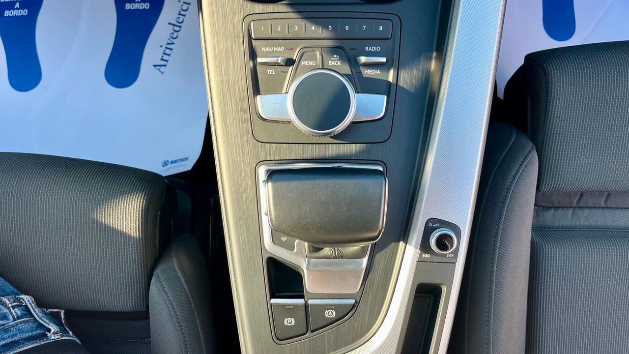 Audi A4 Avant 35 2.0 tdi Business Sport 150cv s-tronic " PERFETTA IN TUTTO "