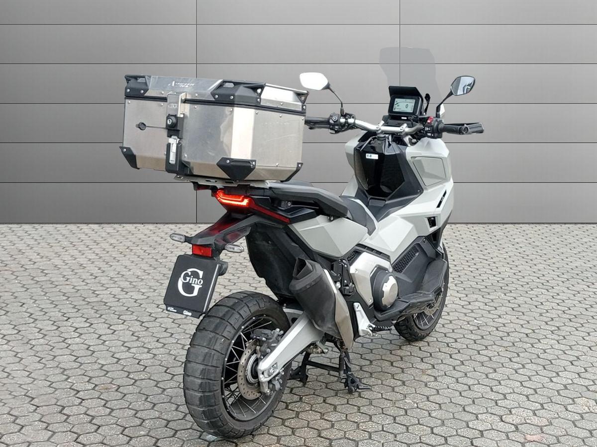 HONDA X-ADV - X-ADV 750 DCT Travel Abs my21