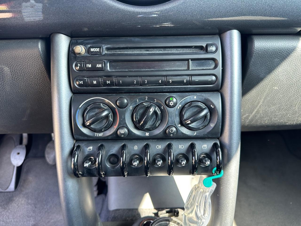 Mini 1.6 16V One 90 CV BENZINA NEOPATENTATI