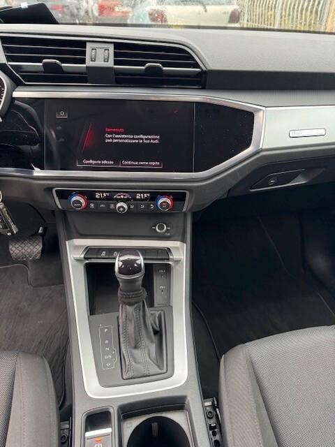 Audi Q3 35 TDI S tronic Business Advanced 24 MESI di garanzia