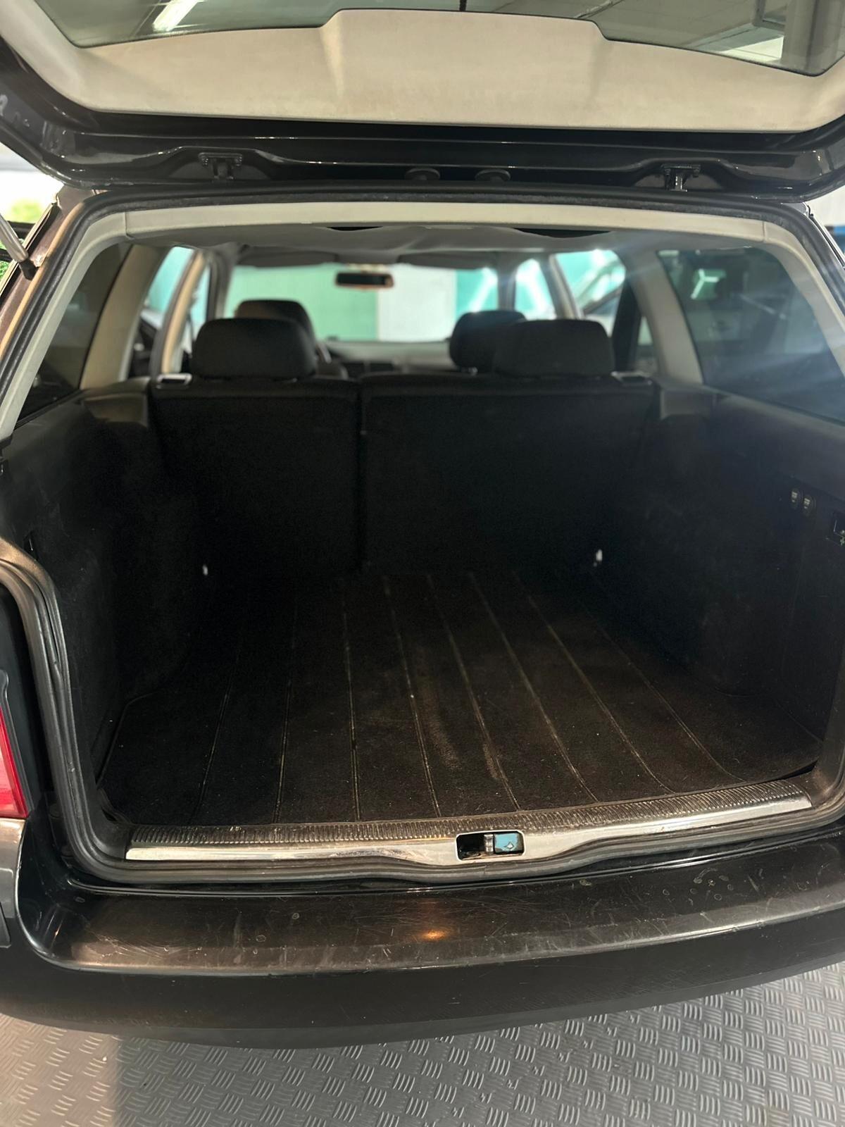 Volkswagen Passat 1.9 TDI/130 CV cat Highline