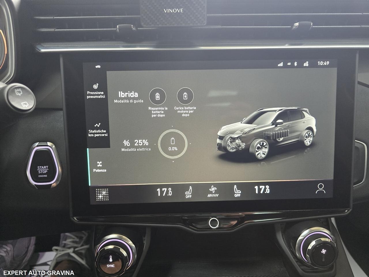 LYNK & CO 01 PLUG-IN **TOTAL BLACK**