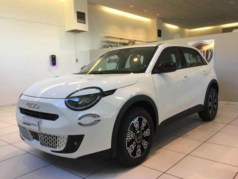 FIAT 600 600 Hybrid 145 CV DCT MHEV Icon MY24 + EXTRA